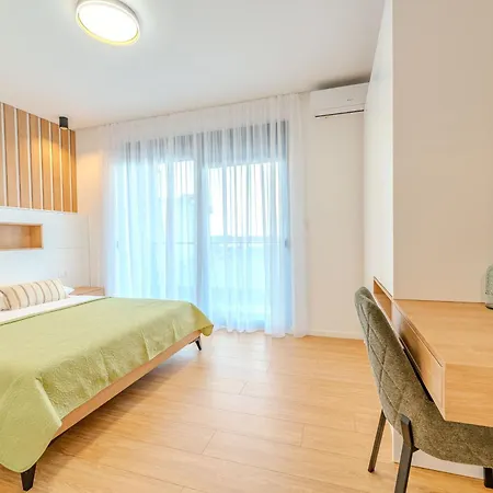 Beachfront Jugo With Seaview Appartement *