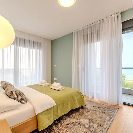 Appartement Beachfront Jugo With Seaview
