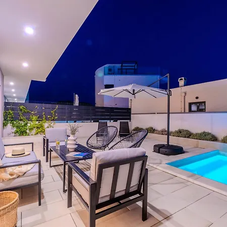 Villa Beachfront Jugo With Seaview
